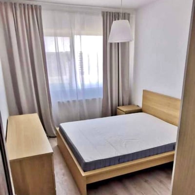 Аренда уютной квартиры-студии с отдельной комнатой и балконом, район Кьяжна, Бухарест, Румыния